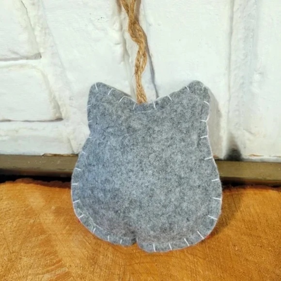 3/$25 Cute Hand-Stitched Owl Hanging Decor - Picture 2 of 7